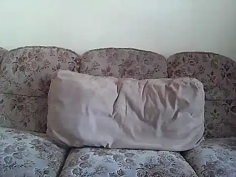 suarez1235 online show from 16, 4, 2026