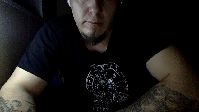 Snapshot of KristiDan chatting on 7, 2, 2026 KristiDan online show from 7, 2, 2026