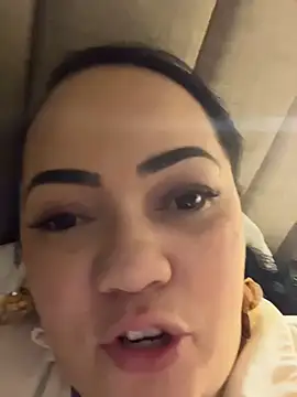 Snapshot of DestineeJayde chatting on 2, 2, 2025 DestineeJayde online show from 2, 2, 2025