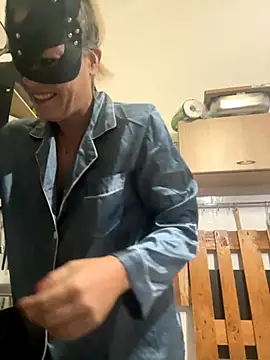 LadyScarlett-xk online show from 6, 10, 2025