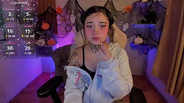 mia catt05 online show from 26, 10, 2025