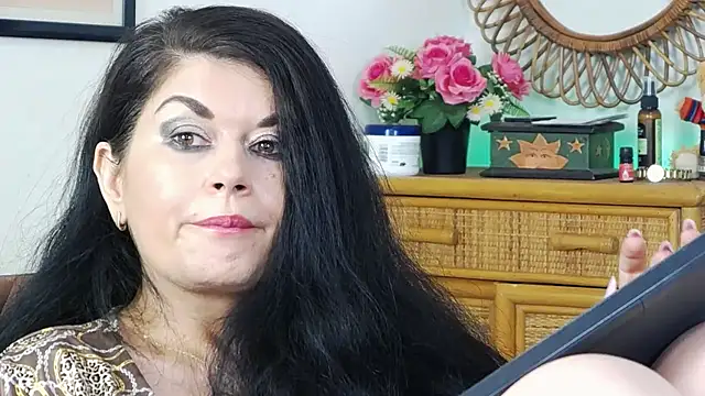 EllenGrace online show from 18, 3, 2025