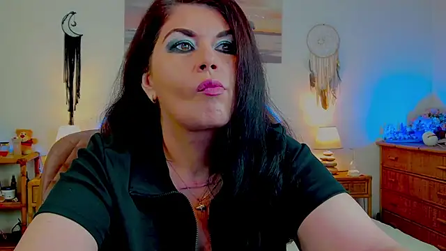 Snapshot of EllenGrace chatting on 20, 7, 2026 EllenGrace online show from 20, 7, 2026
