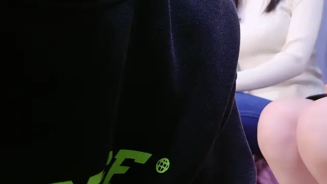 POCARI SWEAT online show from 13, 2, 2025