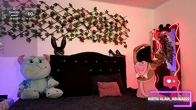 Snapshot of Alaia_Asuka chatting on 23, 11, 2025 Alaia Asuka online show from 23, 11, 2025