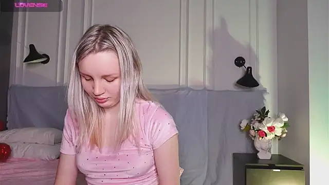 Beatrica Klein online show from 9, 2, 2025