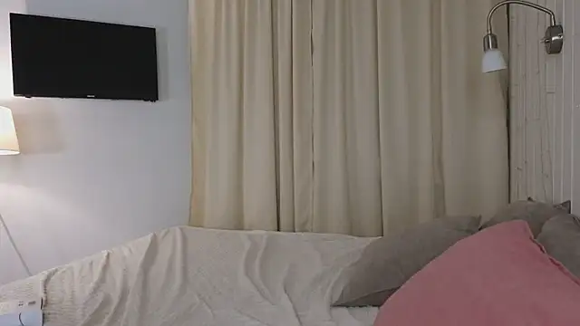 Beatrica Klein online show from 10, 10, 2025