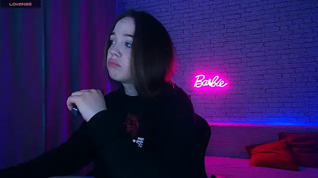 -Stacyy- online show from 3, 6, 2026