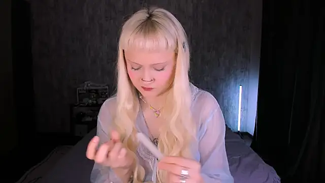 MariaMango online show from 14, 11, 2025