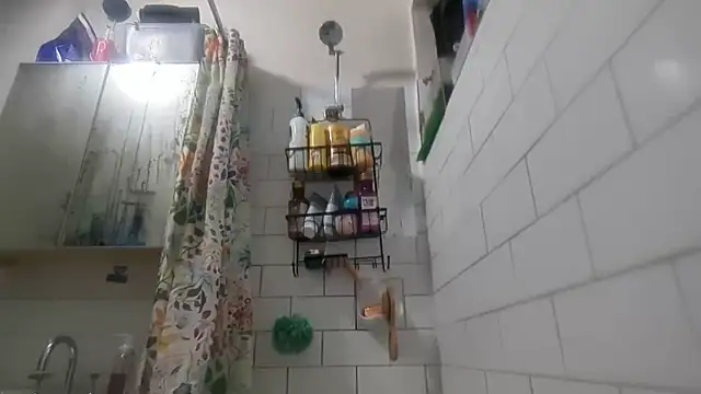 Snapshot of bukkakebae1 chatting on 8, 9, 2025 bukkakebae1 online show from 8, 9, 2025