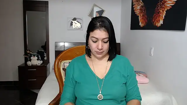 EmilyPeytonn online show from 18, 3, 2025