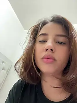 Lia sex69 online show from 18, 2, 2025