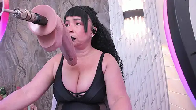 Snapshot of annie_wigg chatting on 4, 11, 2025 annie wigg online show from 4, 11, 2025