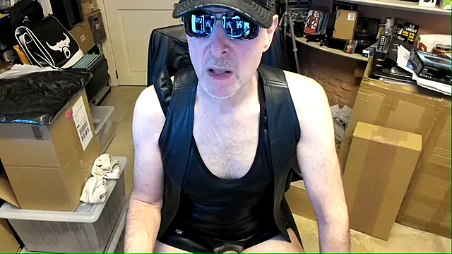 lenny52 sex online show from 13, 1, 2025