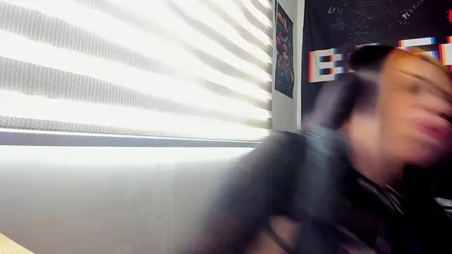 Snapshot of jannaink_ chatting on 21, 2, 2025 jannaink online show from 21, 2, 2025