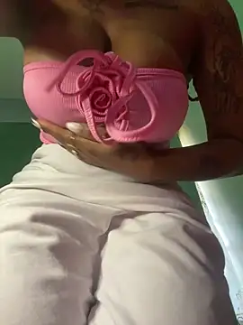 Cherrytowild online show from 3, 3, 2025