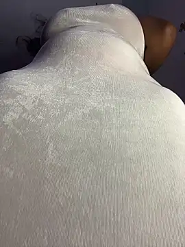 Cherrytowild online show from 8, 1, 2026