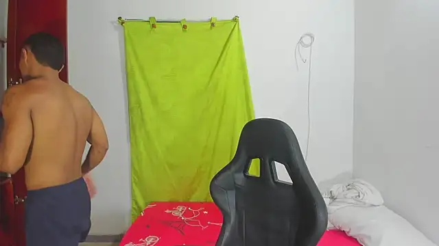 Snapshot of corzoethan chatting on 23, 4, 2026 corzoethan online show from 23, 4, 2026