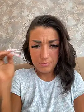 Snapshot of RuslanaXX chatting on 19, 2, 2025 RuslanaXX online show from 19, 2, 2025