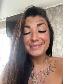 Snapshot of RuslanaXX chatting on 19, 2, 2025 RuslanaXX online show from 19, 2, 2025