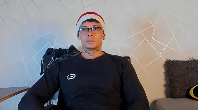 Snapshot of NoahhBrown chatting on 24, 12, 2024 NoahhBrown online show from 24, 12, 2024