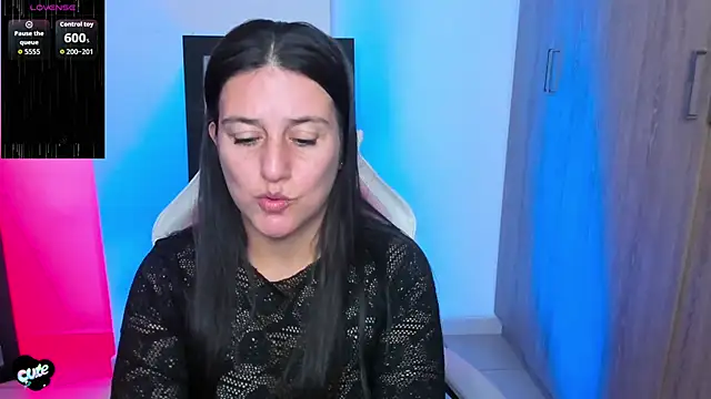 Saskyaa online show from 1, 10, 2025