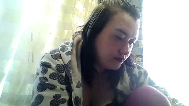 Snapshot of HollyLaBerry chatting on 14, 5, 2026 HollyLaBerry online show from 14, 5, 2026