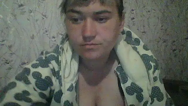 Snapshot of HollyLaBerry chatting on 18, 5, 2026 HollyLaBerry online show from 18, 5, 2026