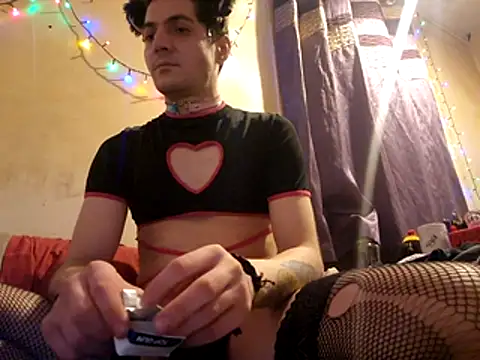 Snapshot of Savzybiggape chatting on 30, 11, 2025 Savzybiggape online show from 30, 11, 2025