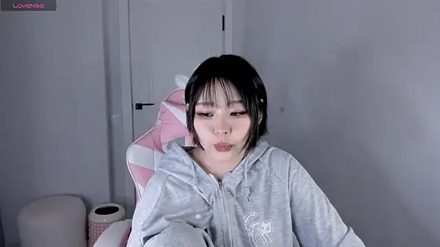 hee young11 online show from 5, 2, 2026