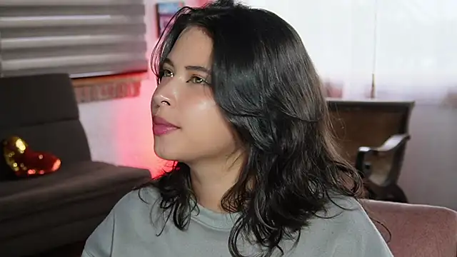 Kozzy  online show from 12, 11, 2025