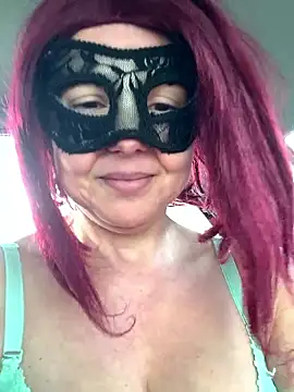Snapshot of la_petite_prunette69 chatting on 8, 2, 2025 la petite prunette69 online show from 8, 2, 2025