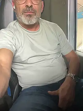 Snapshot of dzhakar chatting on 19, 5, 2026 dzhakar online show from 19, 5, 2026
