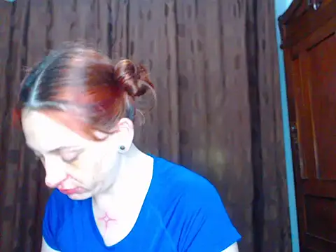 Redhead incandy online show from 25, 7, 2026