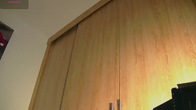 aidaadams online show from 22, 10, 2025