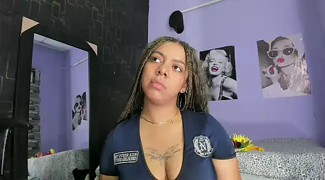 Alika01 online show from 22, 3, 2025