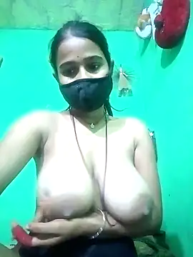 Snapshot of Cuti_jiyax chatting on 4, 12, 2024 Cuti jiyax online show from 4, 12, 2024