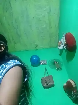 Snapshot of Cuti_jiyax chatting on 19, 12, 2024 Cuti jiyax online show from 19, 12, 2024