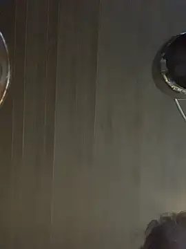 Snapshot of dannedonger2 chatting on 12, 10, 2025 dannedonger2 online show from 12, 10, 2025