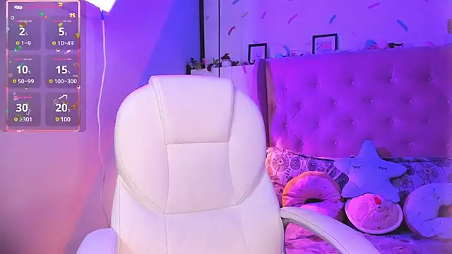  cloe martinez online show from 17, 12, 2024