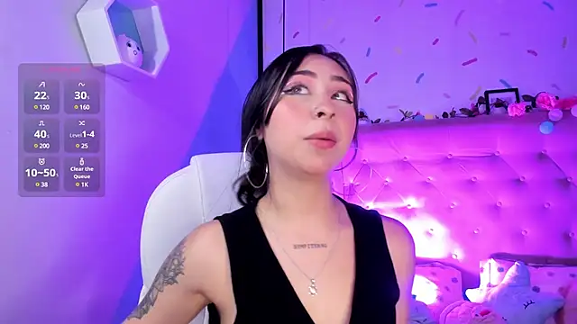  cloe martinez online show from 26, 2, 2025