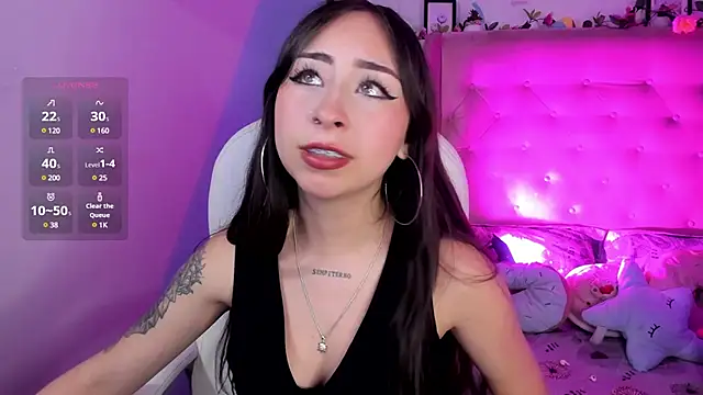  cloe martinez online show from 8, 3, 2025