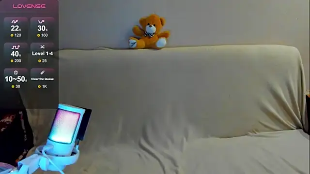 SaraXray online show from 2, 11, 2025