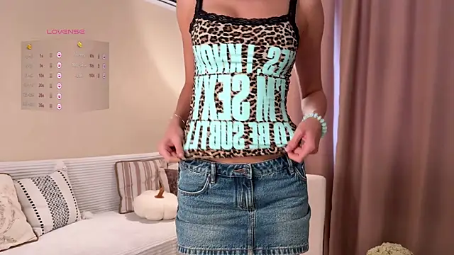 Snapshot of Monika_Taylor17 chatting on 24, 6, 2026 Monika Taylor17 online show from 24, 6, 2026