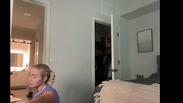 Snapshot of ElenaErickson chatting on 26, 7, 2026 ElenaErickson online show from 26, 7, 2026