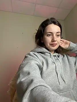 SweetieKendl online show from 3, 6, 2026