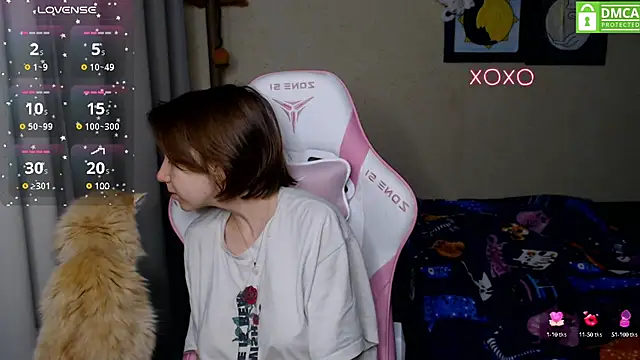 Snapshot of LeahGottty chatting on 3, 12, 2024 LeahGottty online show from 3, 12, 2024