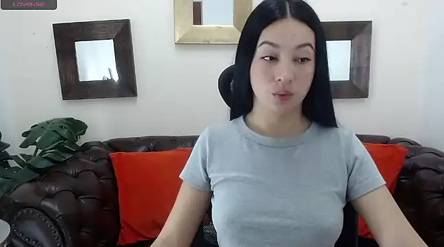 Lila Pinky online show from 13, 3, 2025