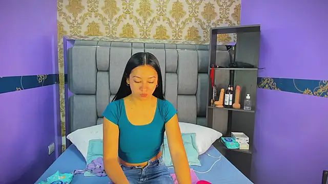 Lila Pinky online show from 2, 10, 2025