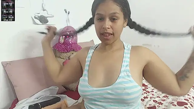 Hazel donna online show from 22, 10, 2025